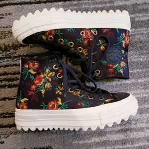 Navy floral platform Converse